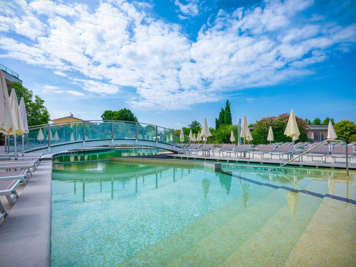 Parc Hotel Germano Suites & Apartments Bardolino Eksteriør billede