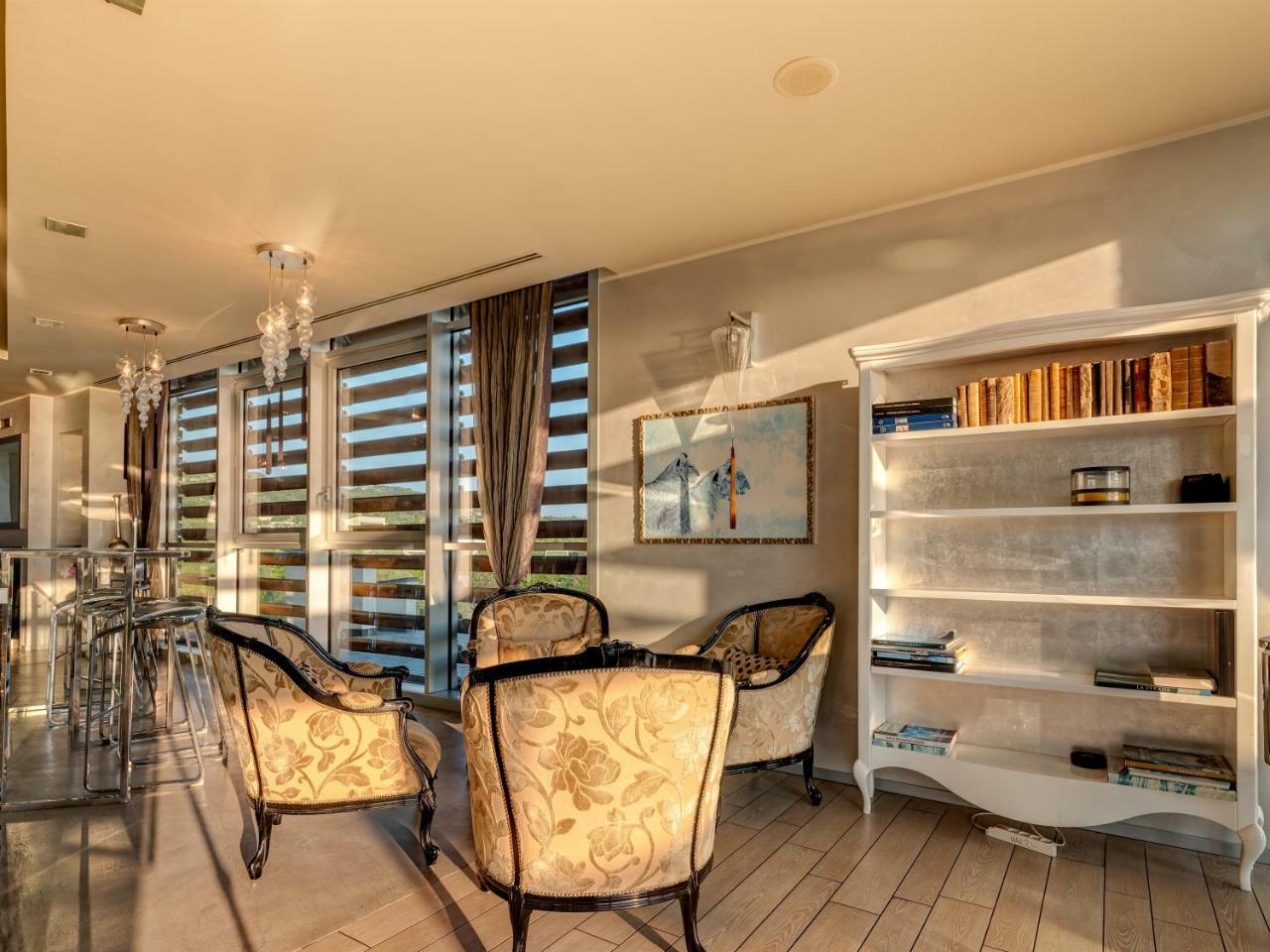 Parc Hotel Germano Suites & Apartments Bardolino Eksteriør billede